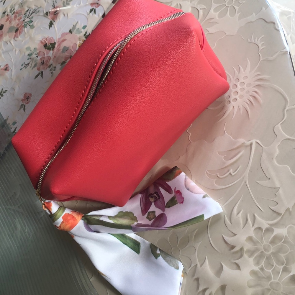 Makeup pouch Estée Lauder
